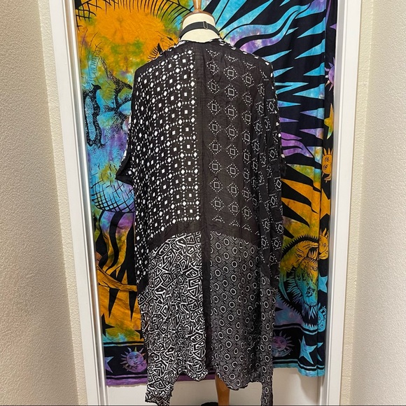 🌈 Lovely artistic shape kimono cardigan - Picture 5 of 11